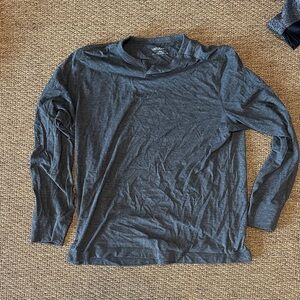 UNTUCKit Dark Gray Long Sleeve Tee